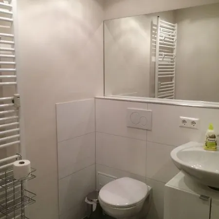 Ferienwohnung Am Bootssteg 盖恩霍芬